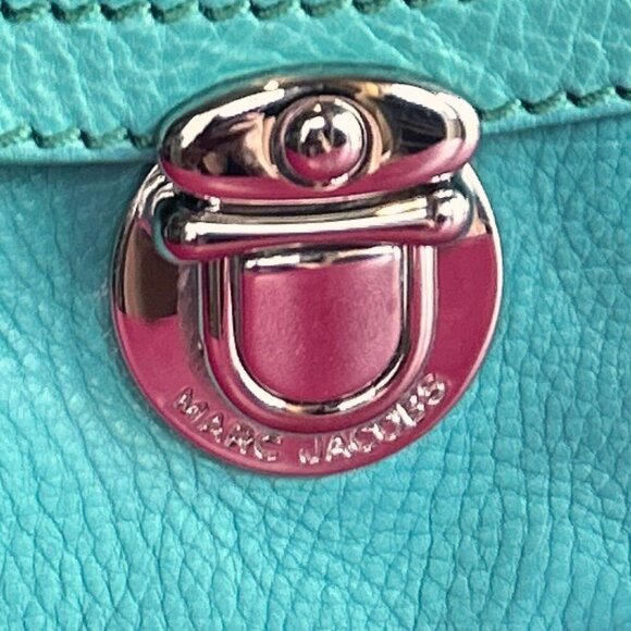 Classic Marc Jacobs Blake Multi-Pocket Hobo Bag in Teal with Silver Hardware - Picture 3 of 16